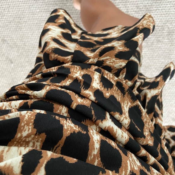 LEOPARD PRINT MINI DRESS - Picture 3 of 14